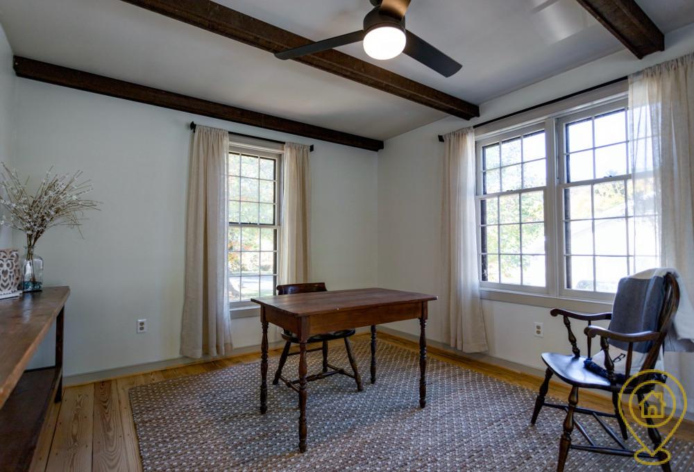 Selling Charming Colonial in Birdfield