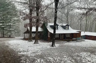 Owner Financing: Definition, Example, Advantages, and Risks